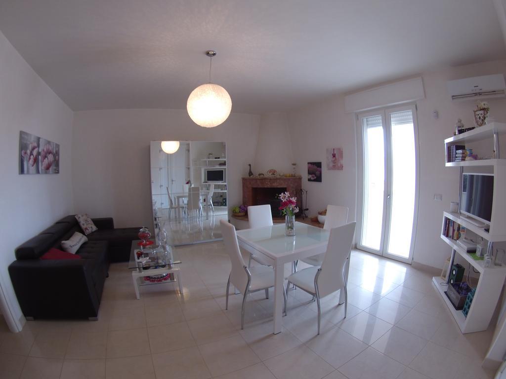 Villa Buenavista Torre Santa Sabina Eksteriør billede